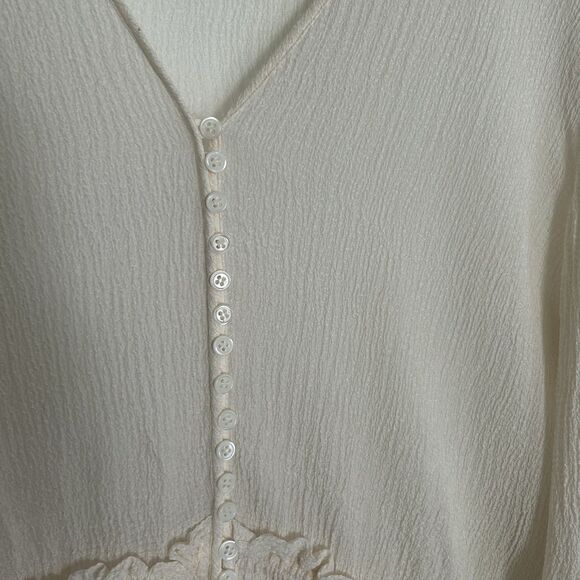 Louis Feraud Vintage Cream Ivory Silk Blouse Womens Button VNeck Ruched  Sz 12 - Picture 3 of 11